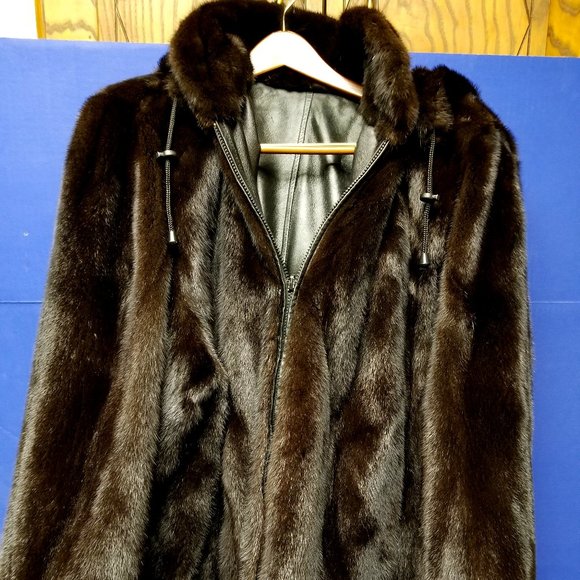 Reversable Leather/Mink Coat with hood - Picture 1 of 4